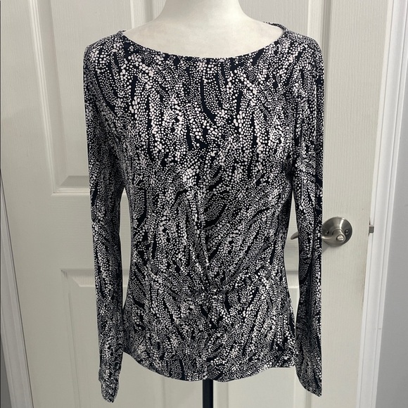 Tahari Black & White Patterned Blouse Long Sleeve Gathered at Waist Sz L - Picture 1 of 12